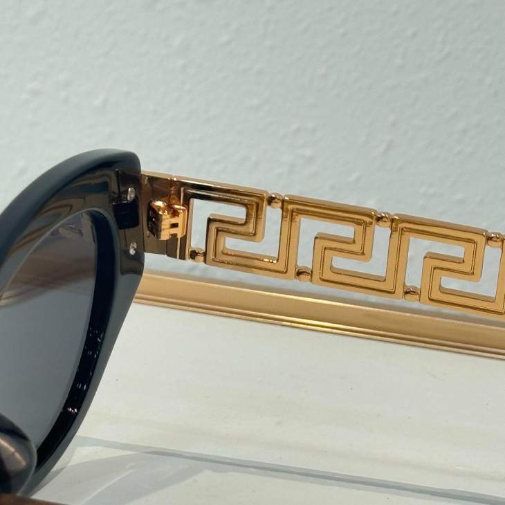 Picture of Versace Sunglasses _SKUfw79165234fw